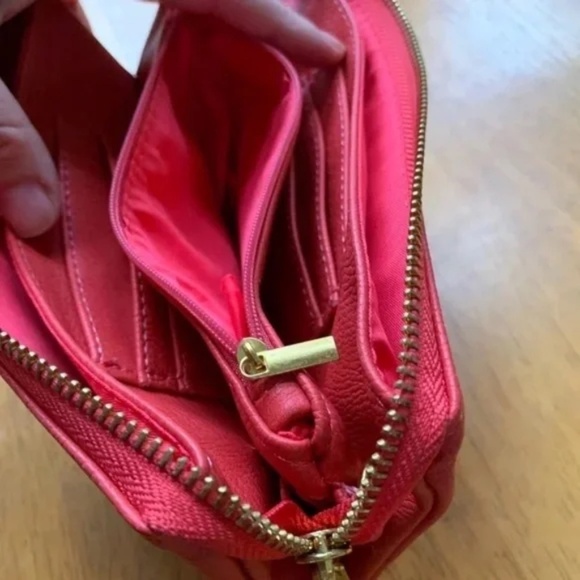 Leather Wallet Coral Pink Clutch Zip Small Spacious Card Holder - Picture 3 of 8